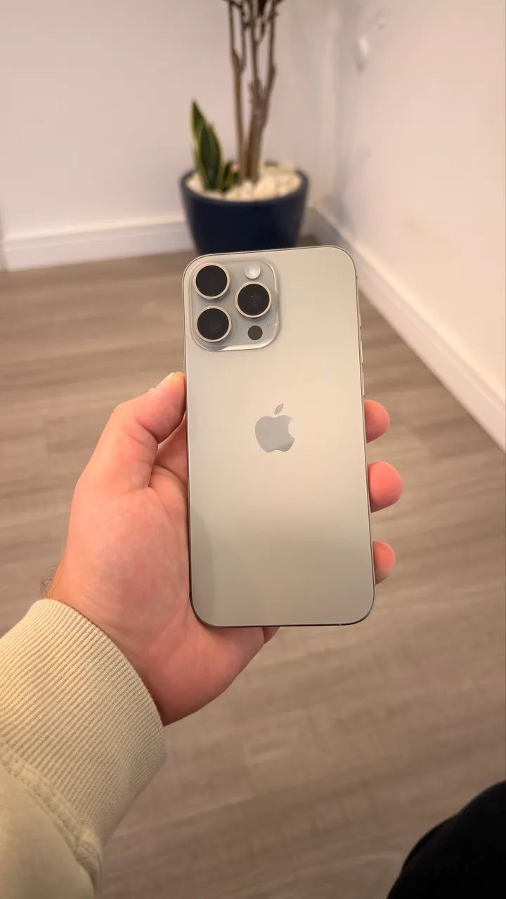 iPhone 16 Pro Max 256gb Titanium Natural  - Foto 3