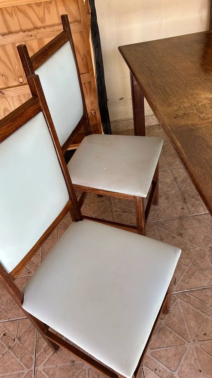 Mesa com 4 Cadeiras de Sucupira  - Foto 2