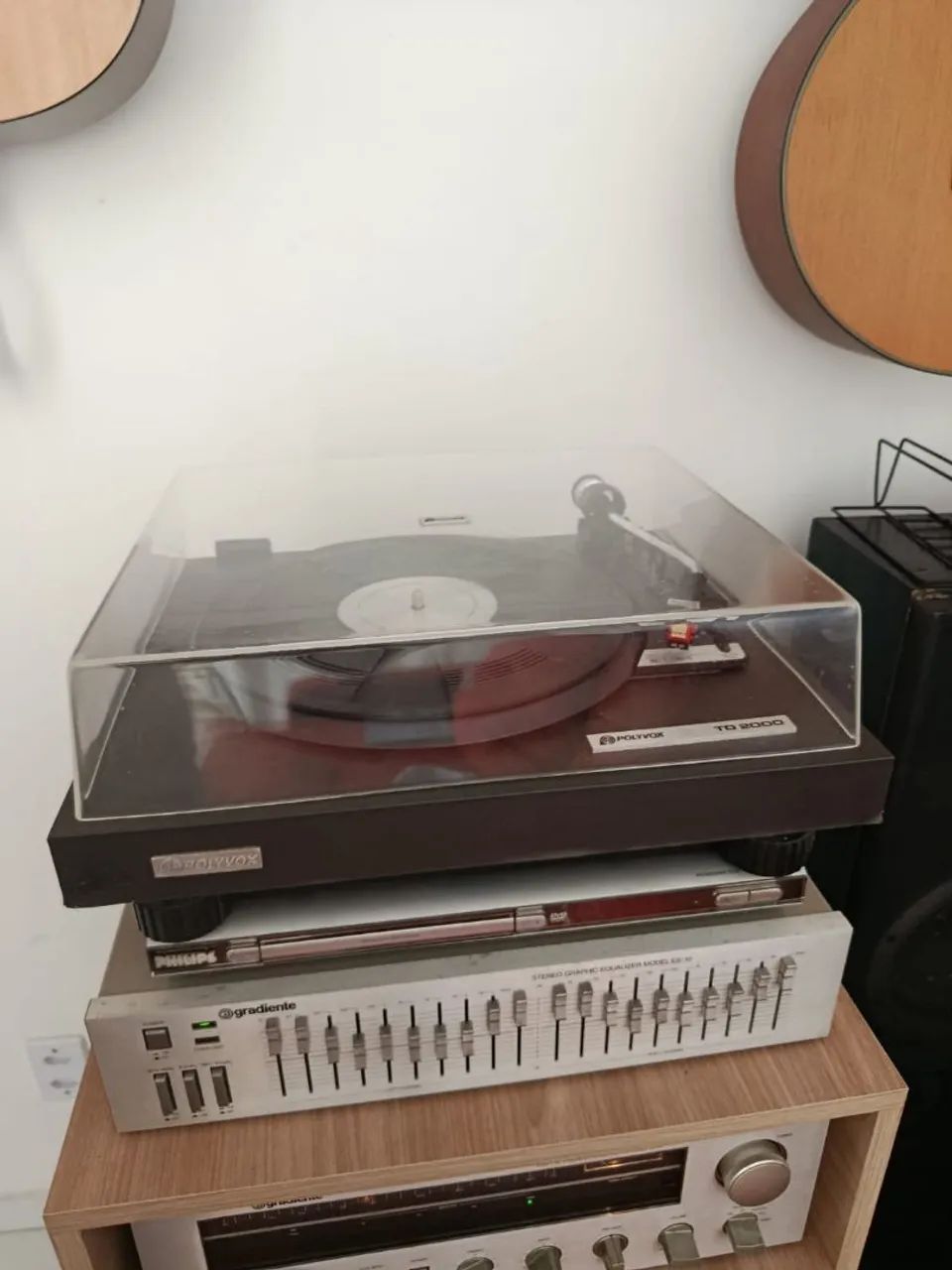 Toca disco Polyvox TD2000 