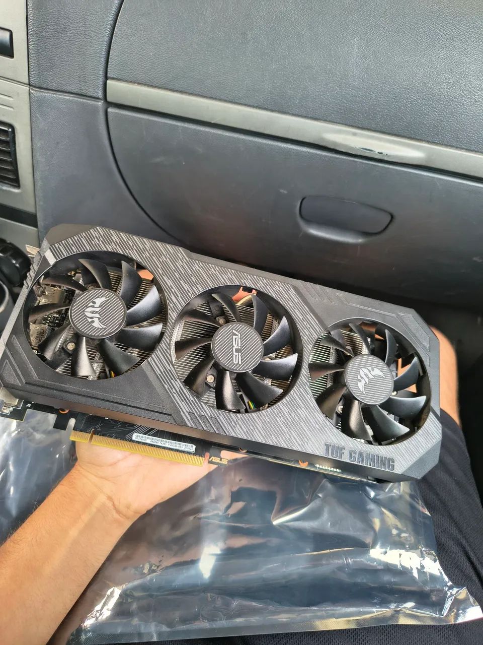 GTX 1660 SUPER 6GB OC ASUS TUF GAMING 3 FANS ( EM CURTO )
