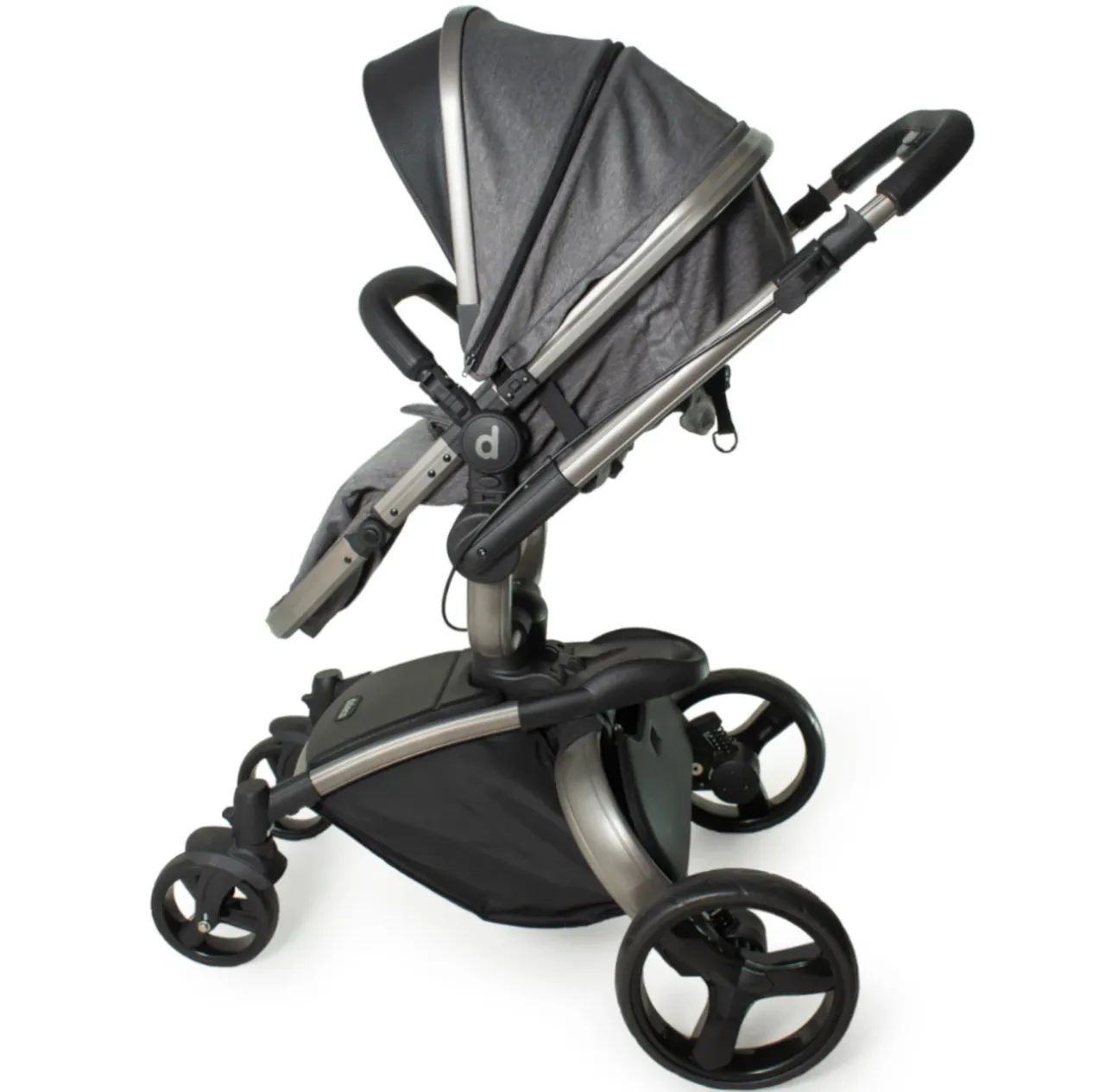 Carrinho de bebê Vulkan Silver - Foto 3