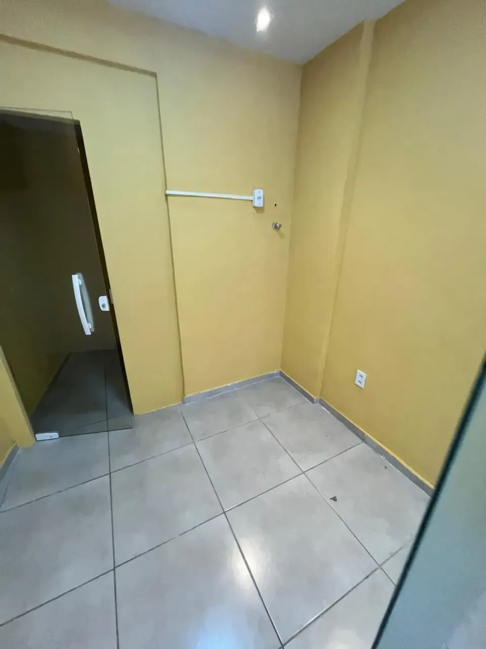 Loja de Rua no Centro de Cabo Frio  Excelente Oportunidade Comercial - Foto 3