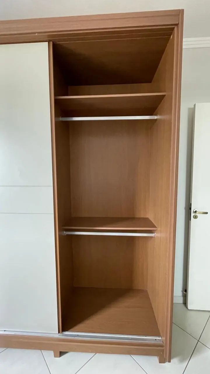 Armário três portas com espelho - Foto 3