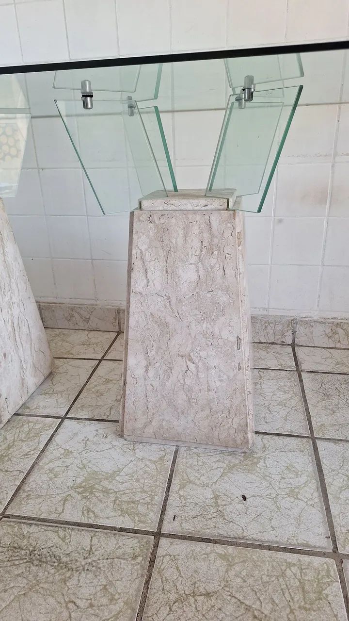Mesa de jantar com 4 branquinhos  - Foto 2