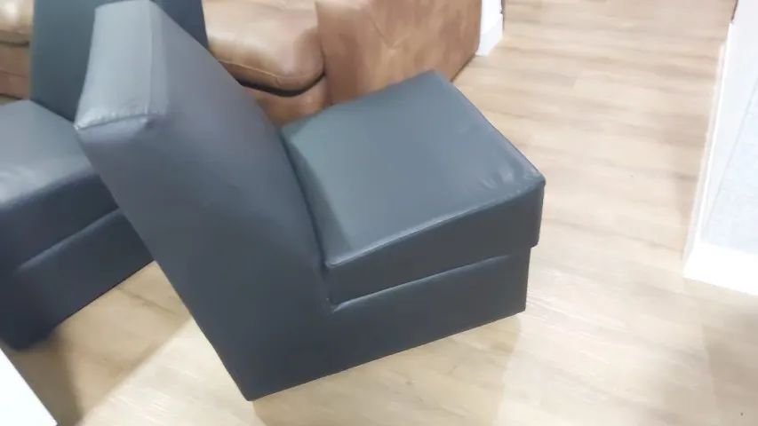 POLTRONA TOKSTOK EM COURINO EXCELENTE ESTADO - Foto 4