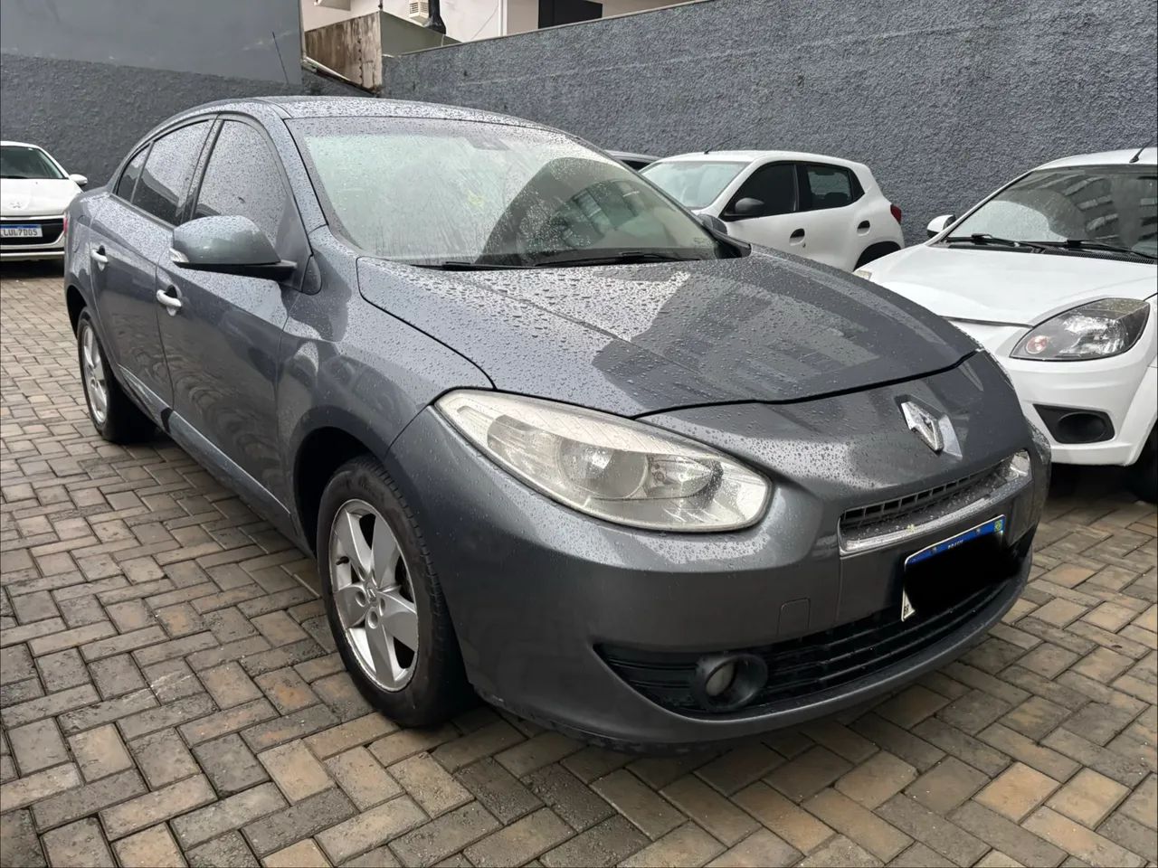 Renault Fluence Sed. Dynamique 2.0 16V Flex Aut. 2013