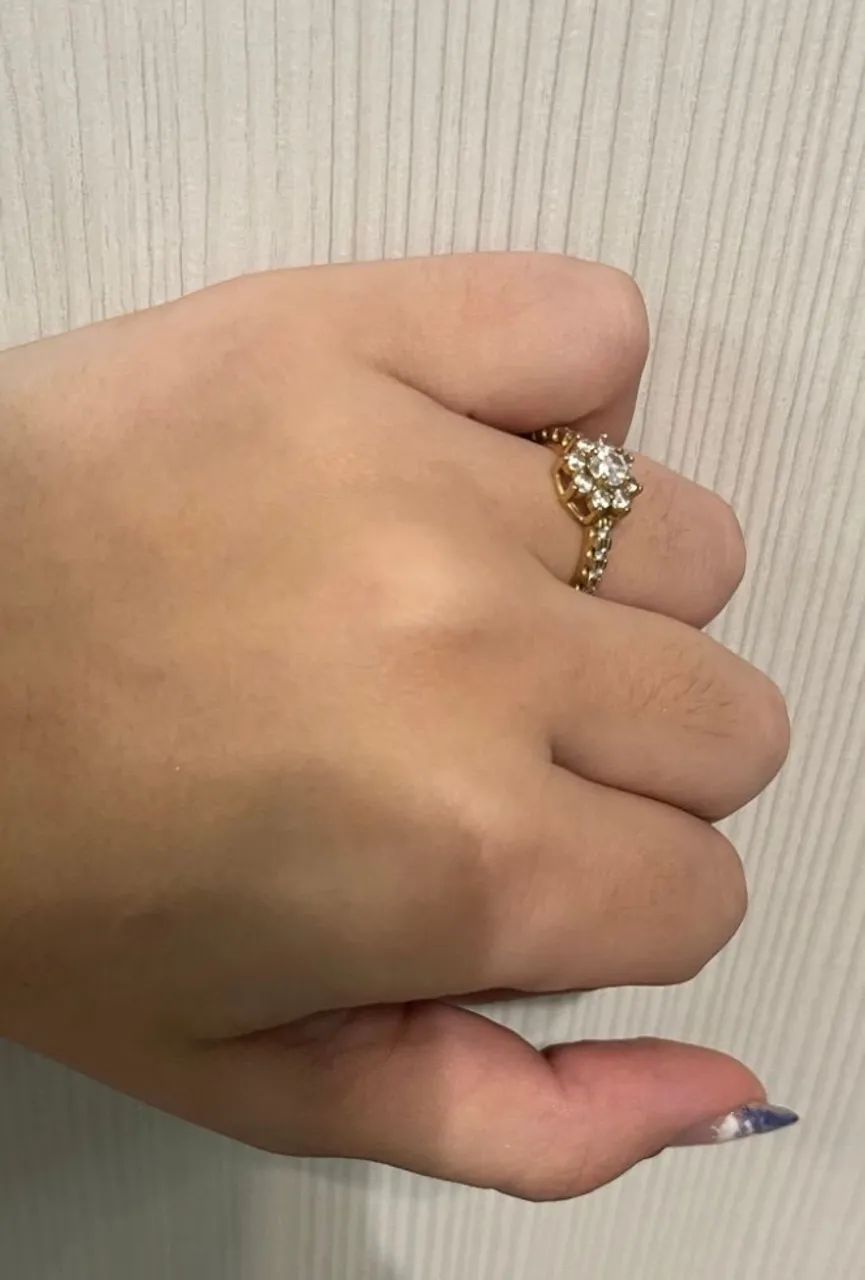 Anel Semi-Joia com Zirconias  - Foto 2