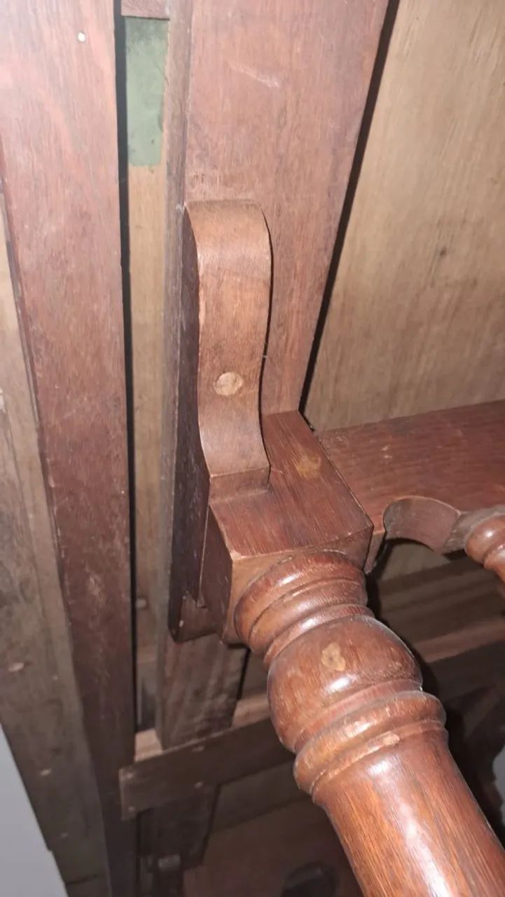 Mesa de madeira maciça (sucupira) - Foto 4