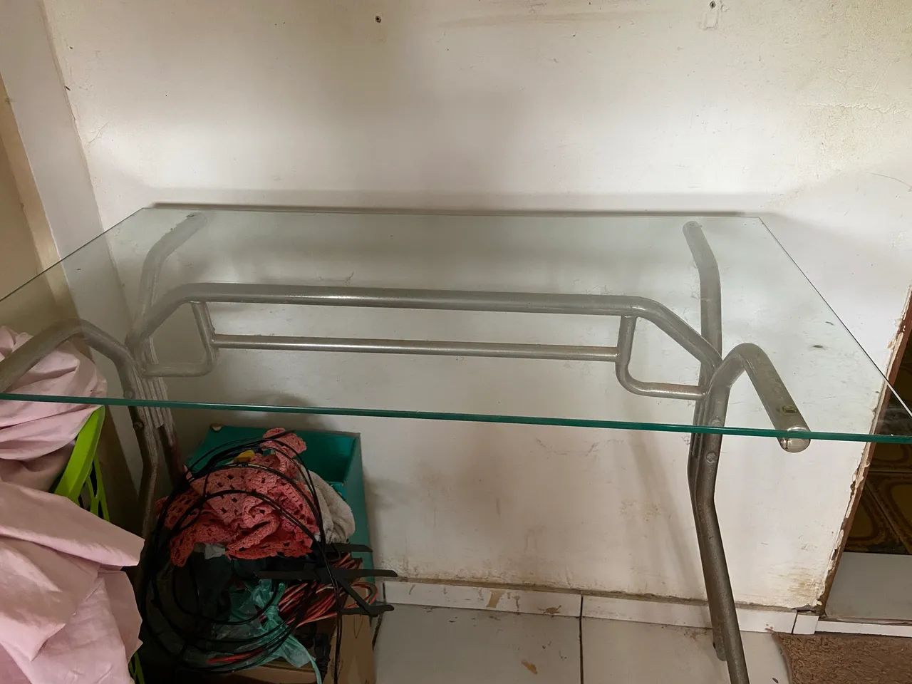 Mesa de vidro expositora/multiuso à venda! - Foto 3