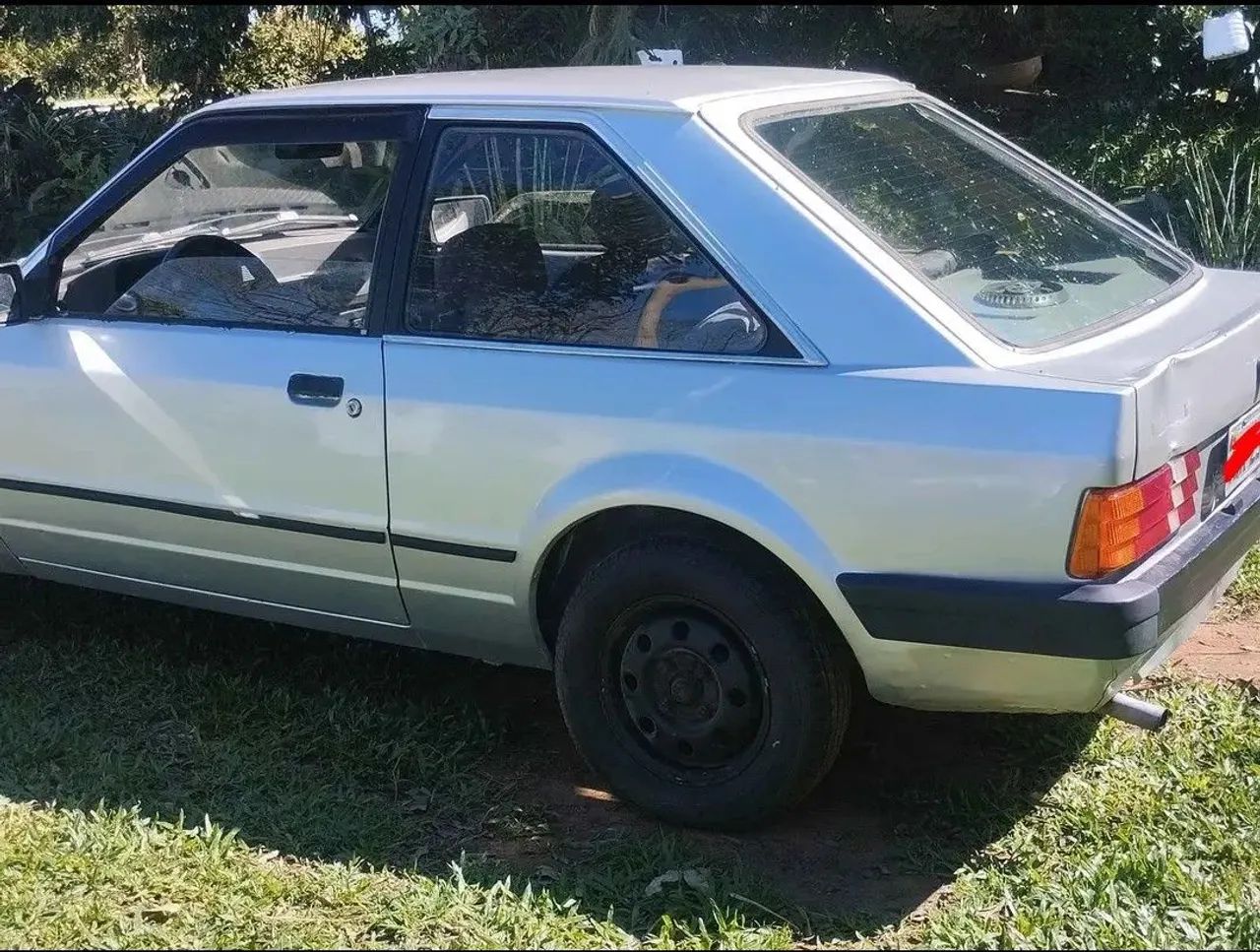 Ford Escort GL 1.6i / 1.6 (álcool) 1986