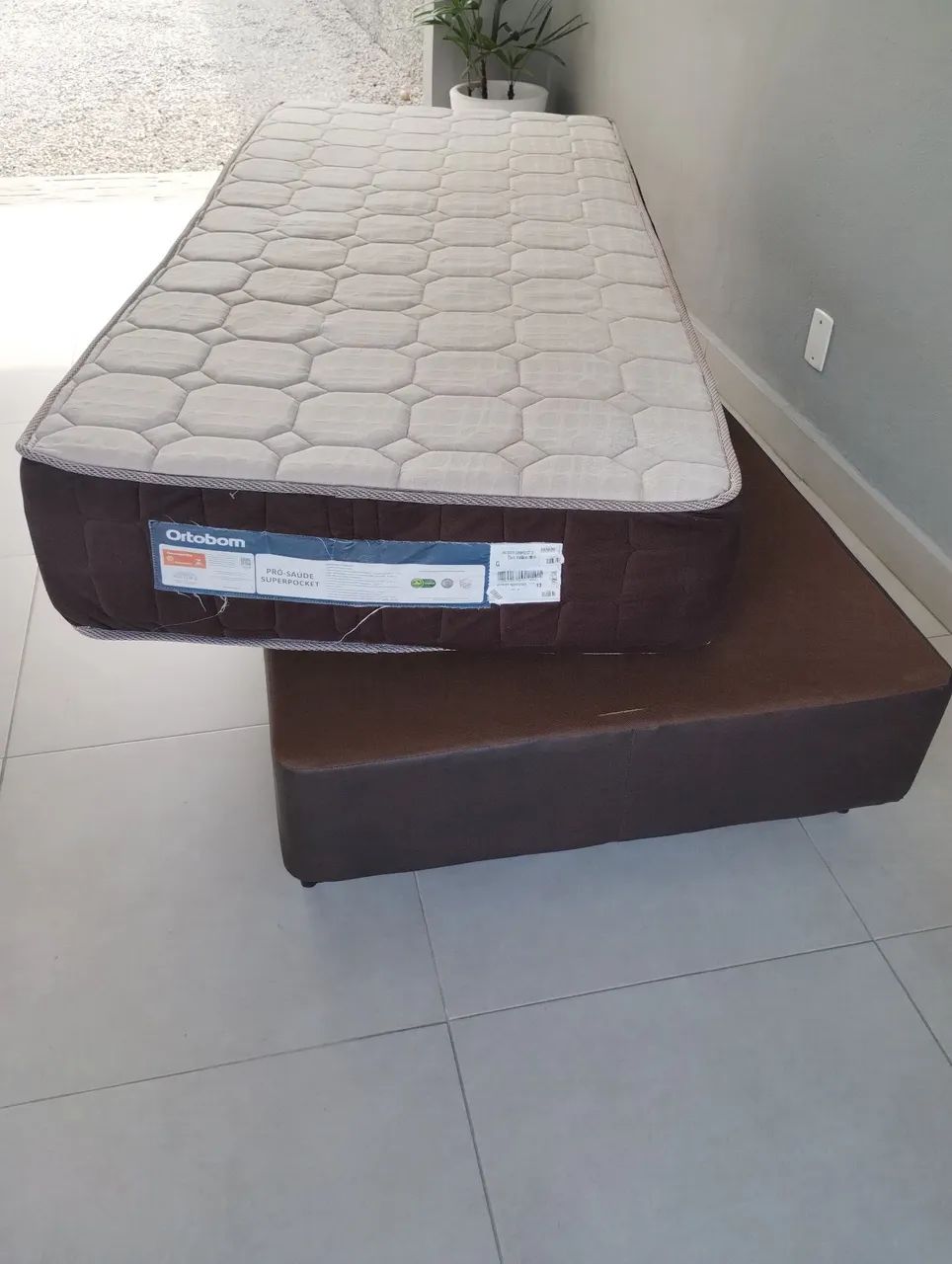 Cama box solteiro base e colchão box entrego ler anúncio  - Foto 3