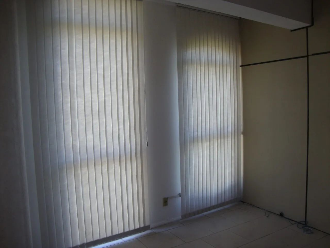 Sala Praça Japão - VENDO - Foto 2