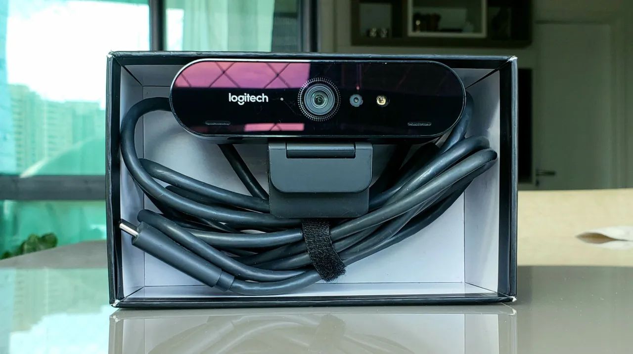 Webcam Ultra HD 4k Pro Brio Logitech com microfone embutido - a melhor! - Foto 2