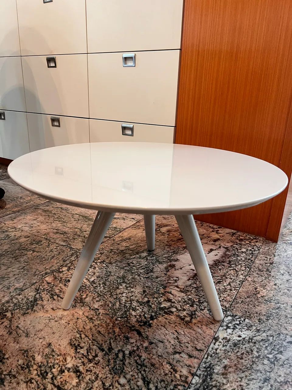 Mesa redonda para decoração de casa ou escritório  - Foto 2