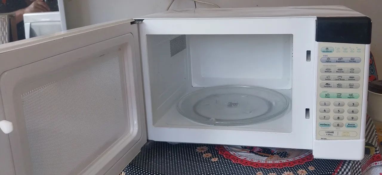 Microondas Electrolux 31 Litros excelente estado  - Foto 5