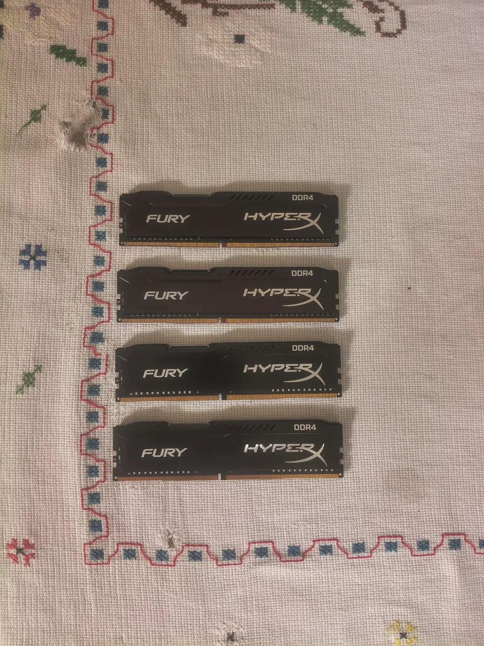 Memória RAM HyperX 2400MHz