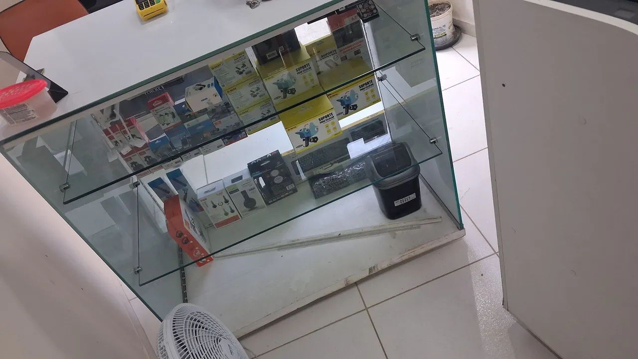 Balcão Expositor em Vidro - Foto 2