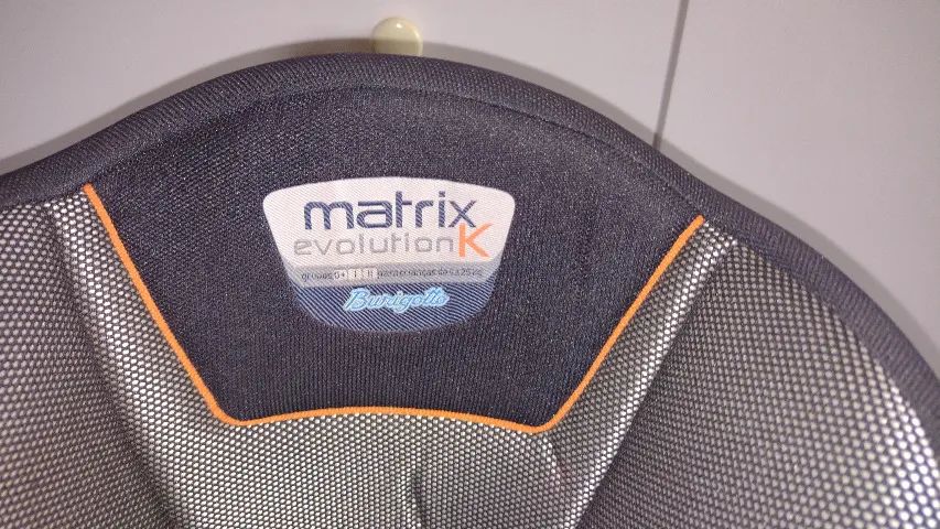 Cadeirinha Burigotto Matrix Evolution K (0 a 25kg) - Ótimo Estado! - Foto 5