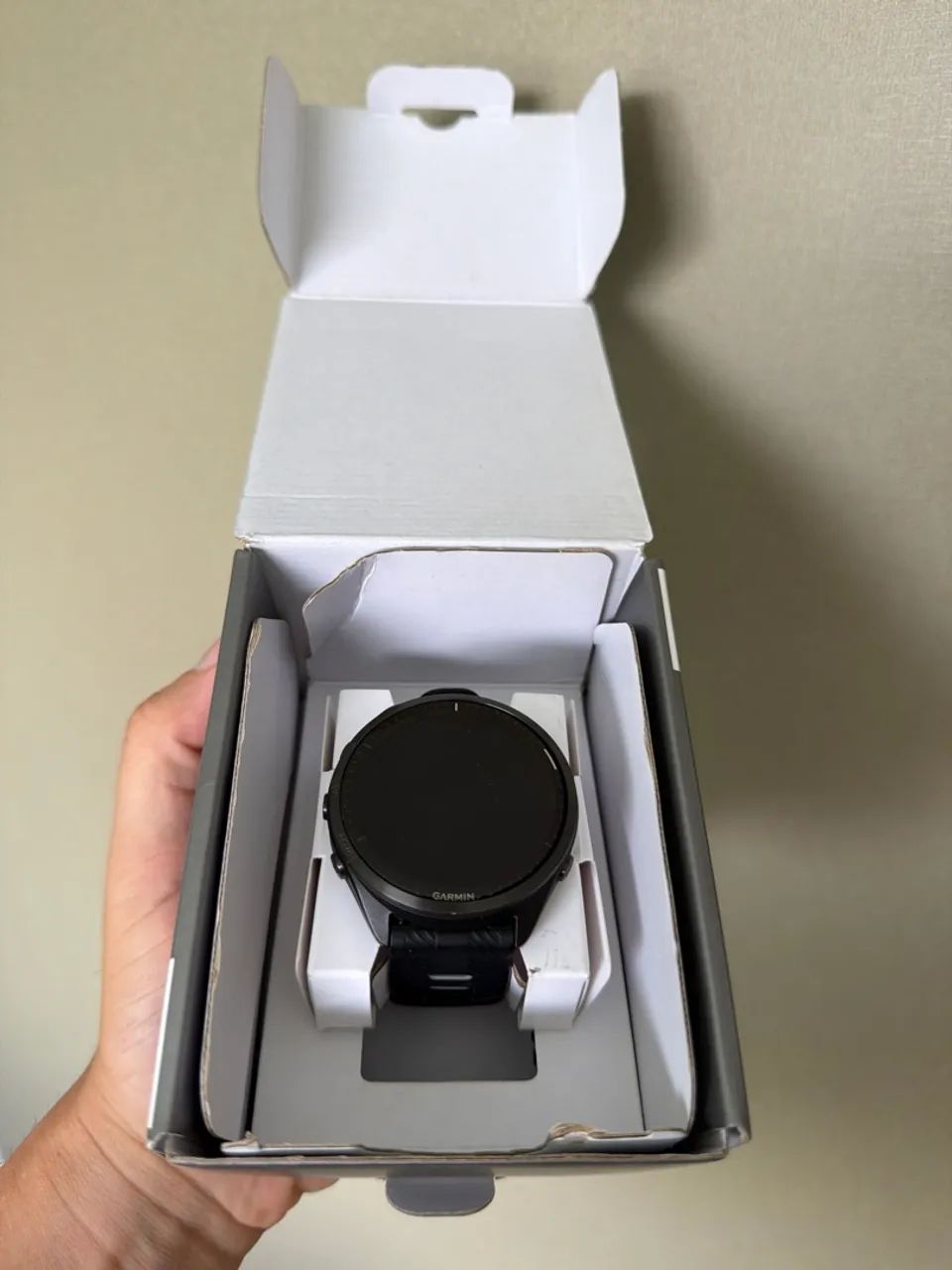 GARMIN FORERUNNER 965 AMOLED - Foto 2