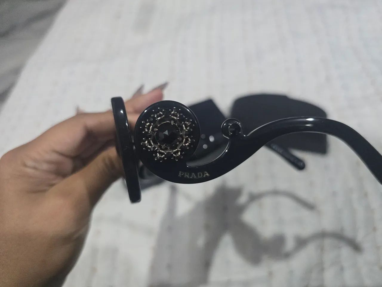 Oculos Prada com pedraria exclusivo - Foto 3