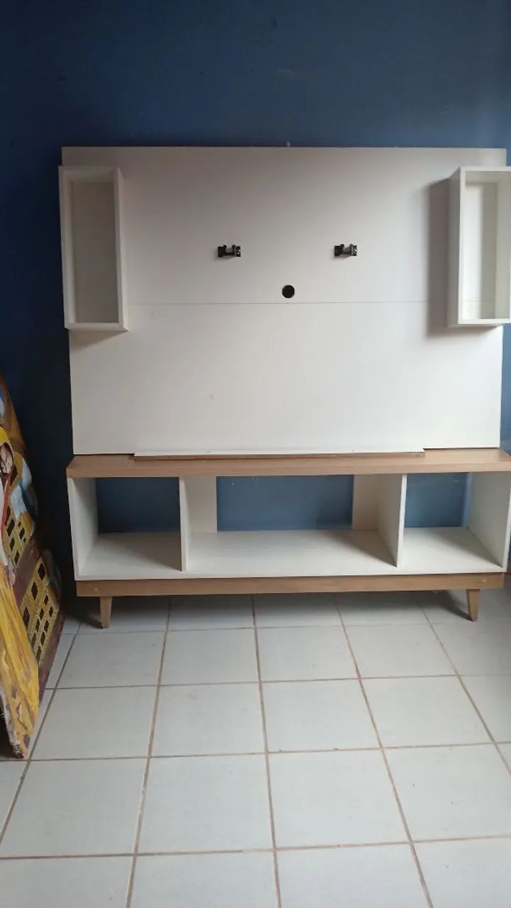 Racker com painel em MDF 