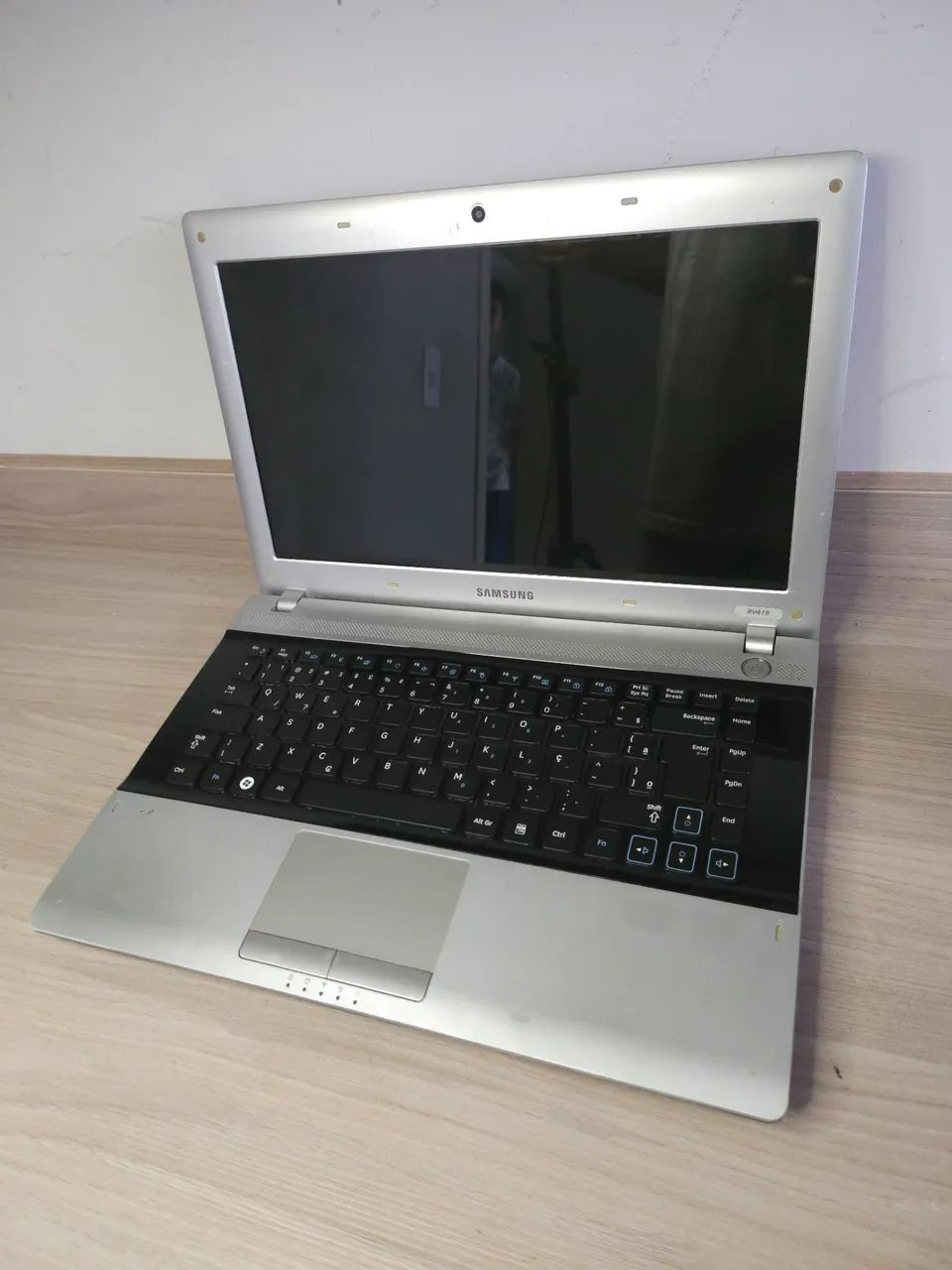Notebook Samsung  i3 4GB Ram SSD  - Foto 2