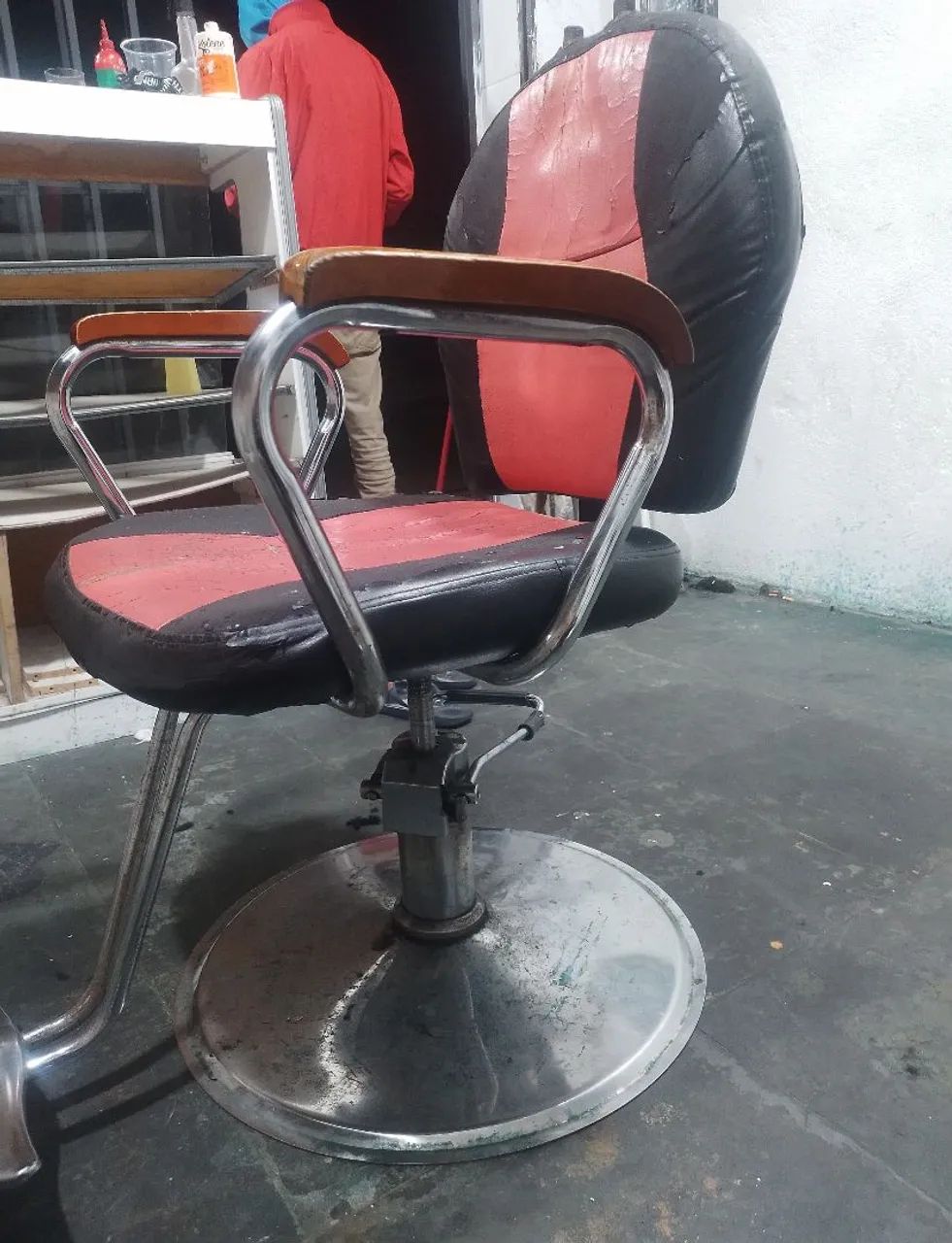 Cadeira de brbeiro - Foto 2