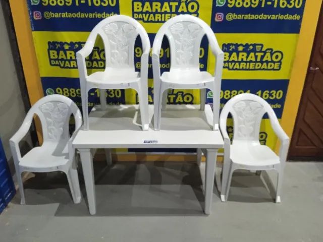JOGO DE MESA RETANGULAR COM POLTRONAS NOBRE - Foto 3