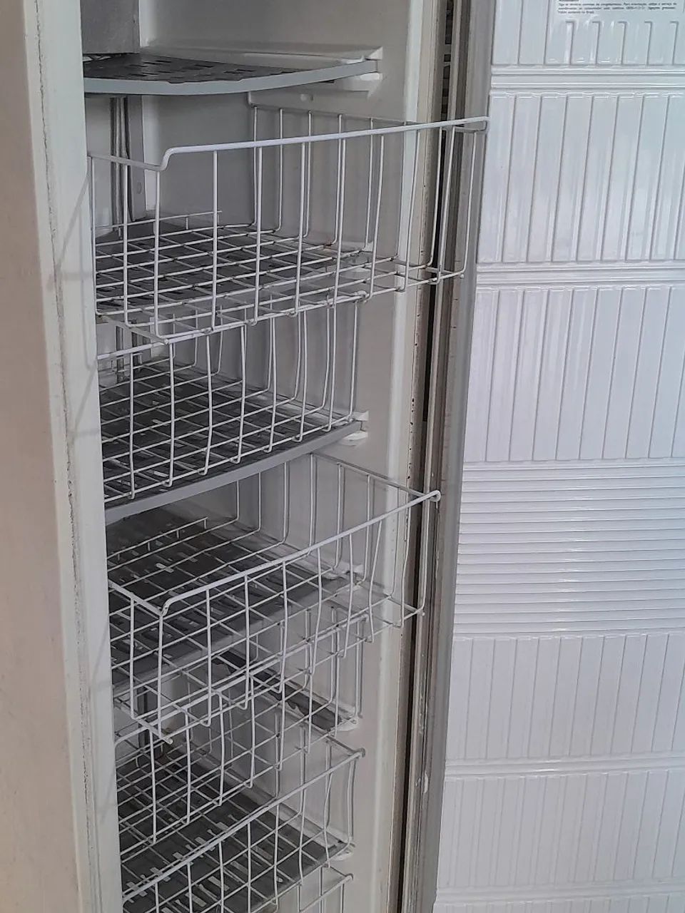 Freezer F250 - eletrolux - Foto 4