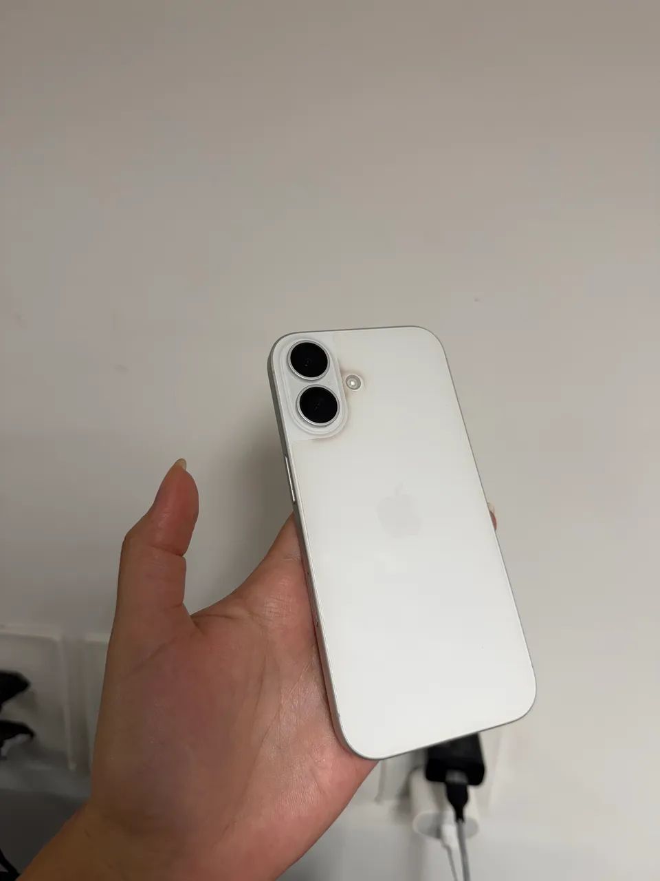 iPhone 16 92% bateria 