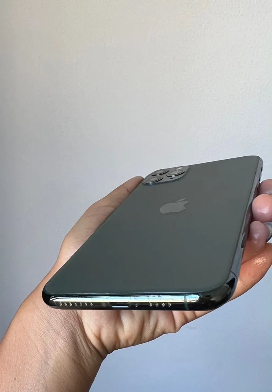 iPhone 11 Pro Max 512 - Foto 3