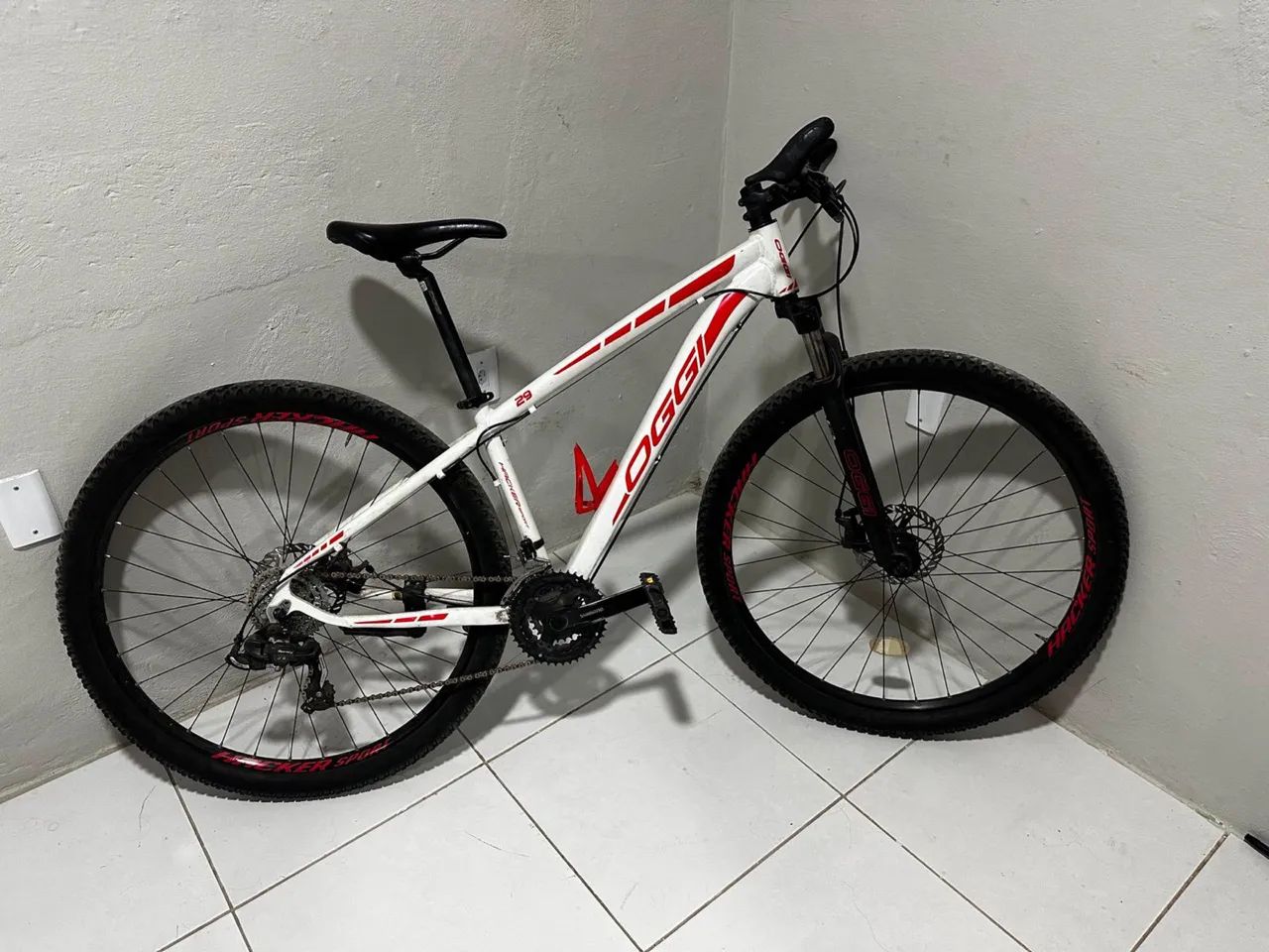 Bike OGGI Hacker Sport Aro 29