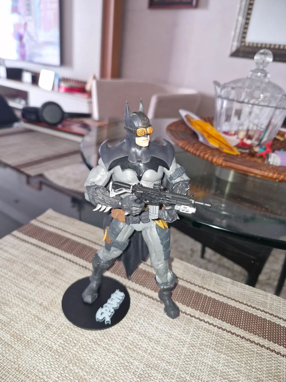 Action Figure McFarlane Batman gold label Original - Foto 4