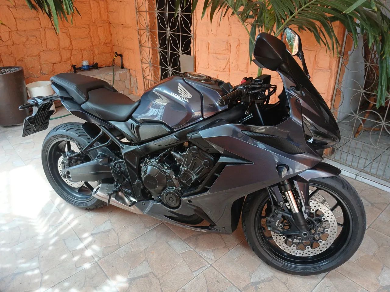 CBR 650R 2021 Cinza - Foto 3