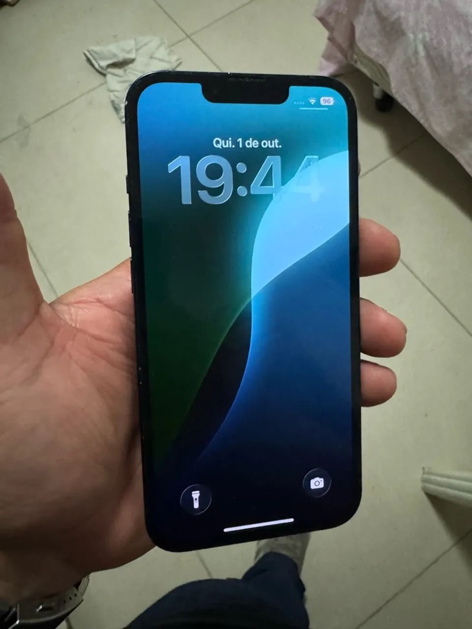 iPhone 13 seminovo