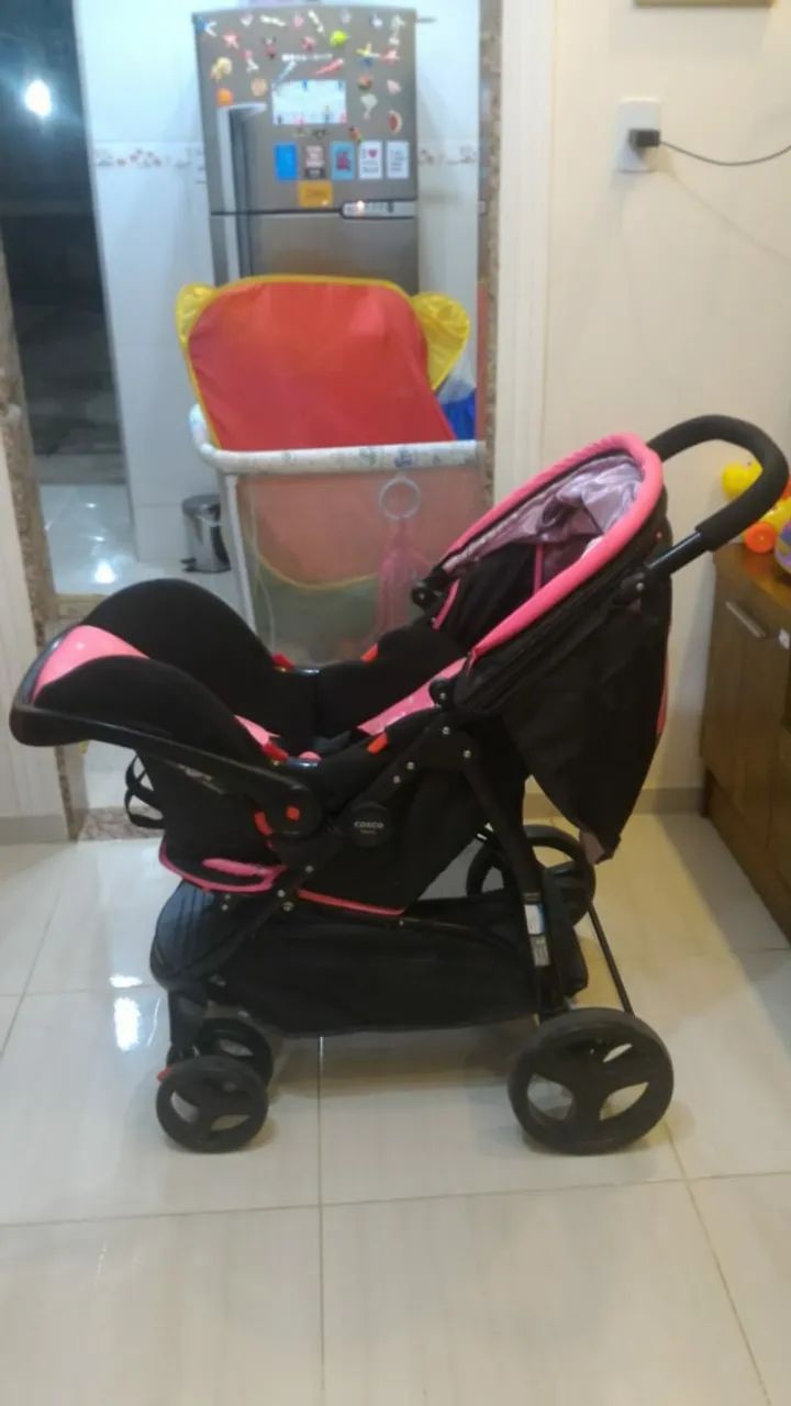 Carrinho de bebê da Cosco Rosa e Preto  - Foto 3
