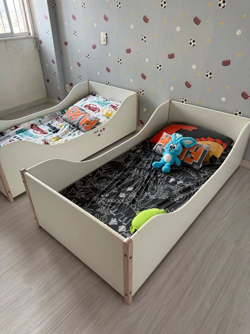 Cama infantil com colchão 