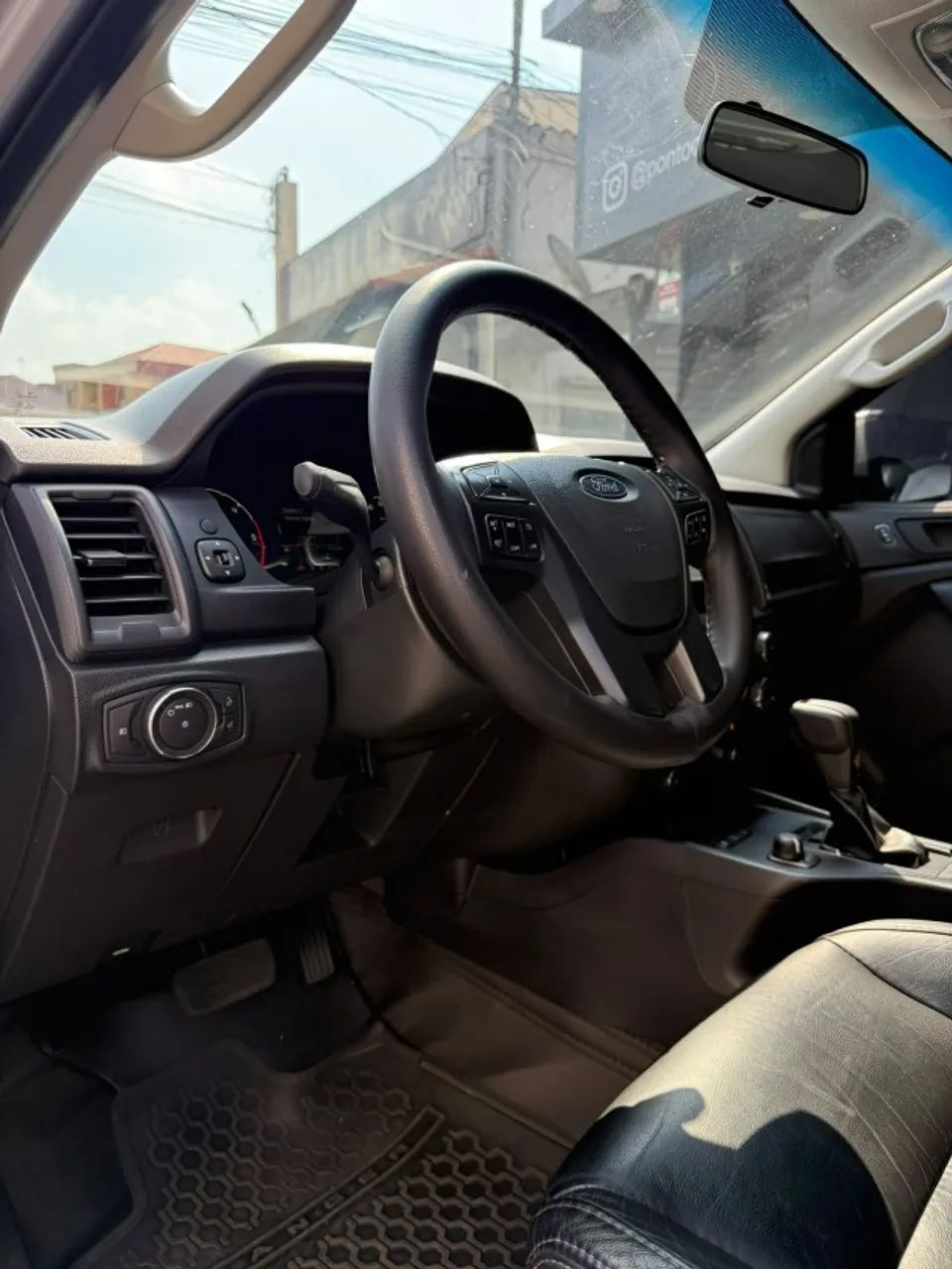 Ford Ranger XLS 2.2 4x4 CD Diesel Aut., foto 12 de 16