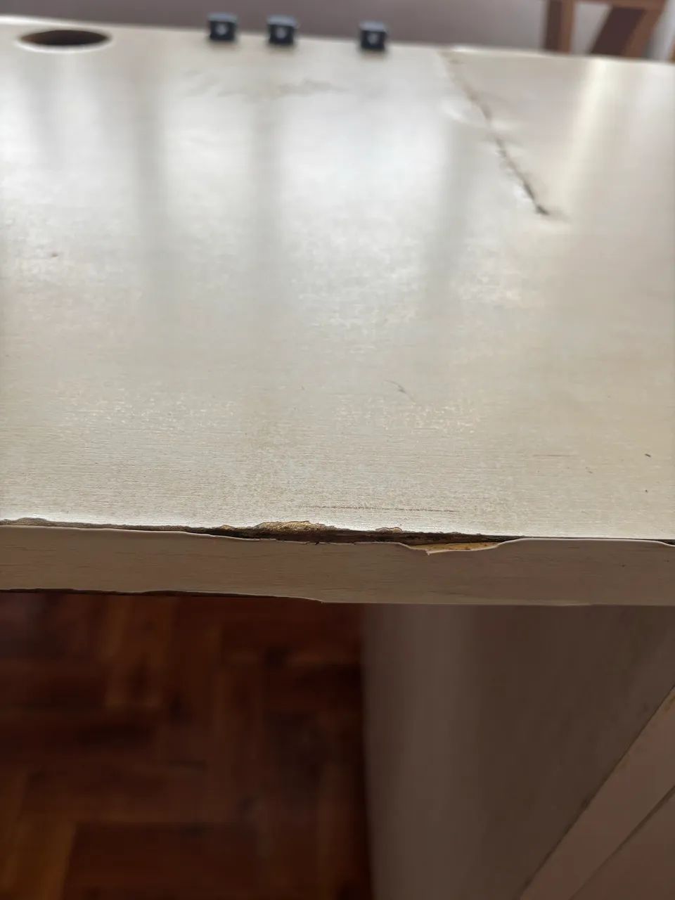 Escrivaninha com gavetas e armário - Foto 4