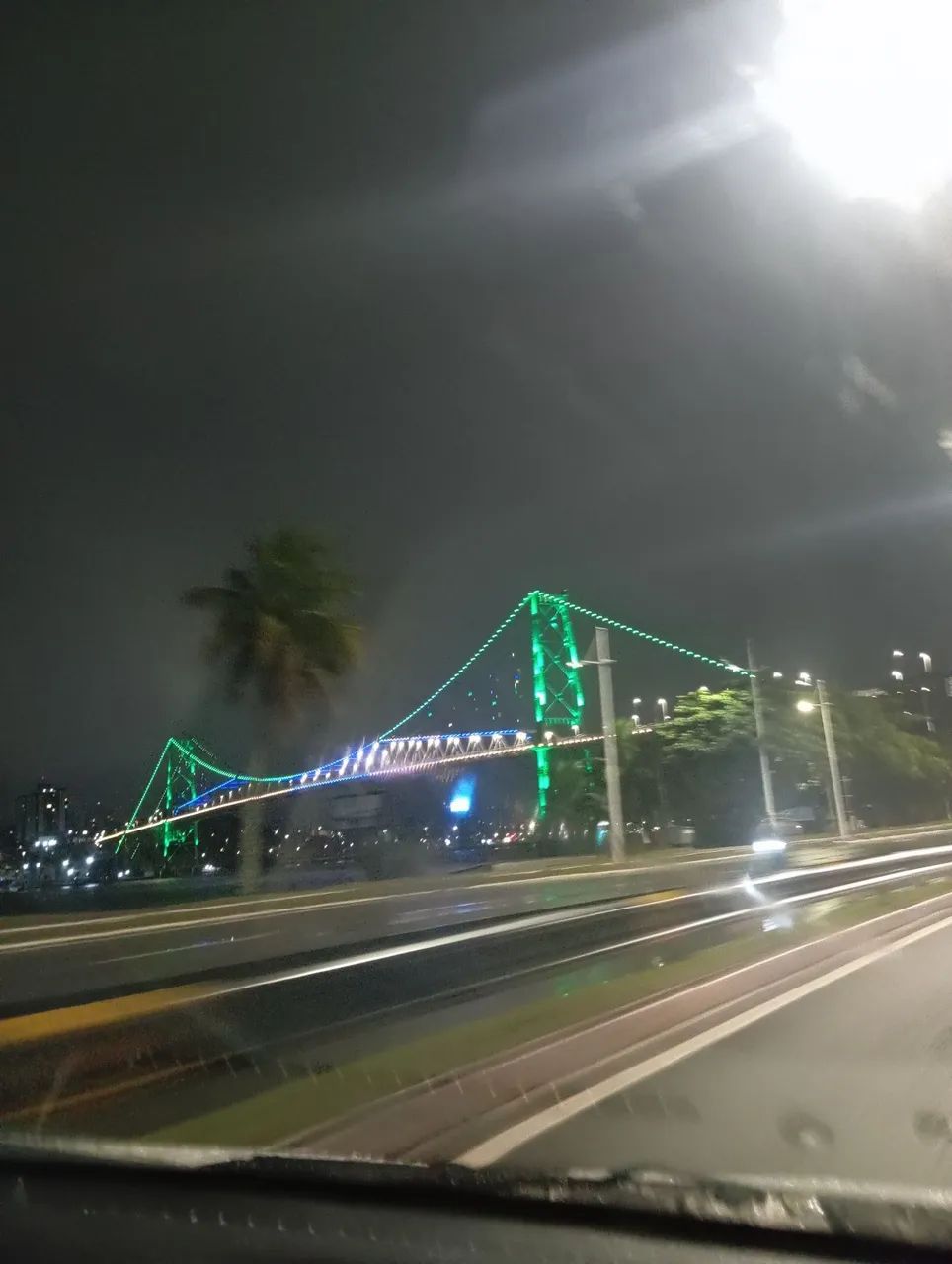 Vaga para auxiliar de churrasqueiro