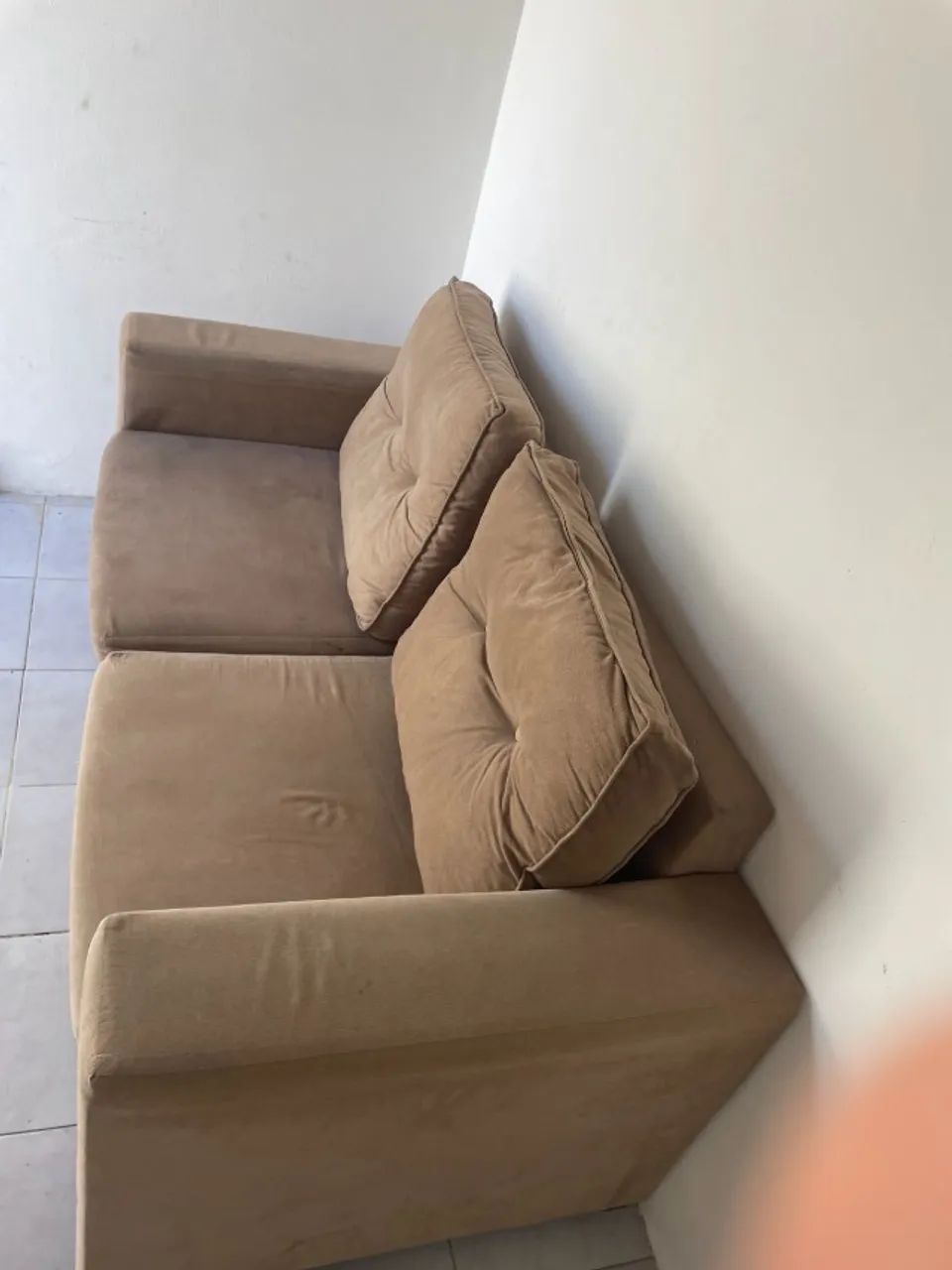 Vendo sofá 02 lugares, conservado. - Foto 2