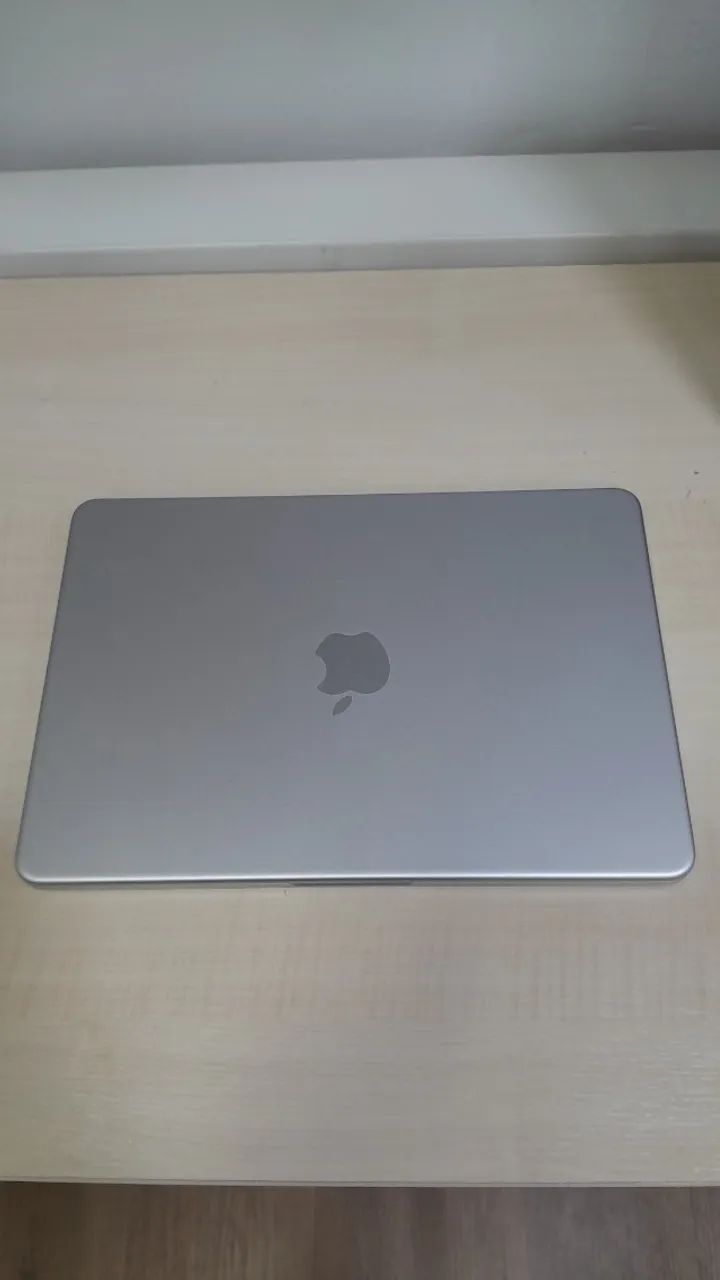 Macbook Neo prateado - Foto 5