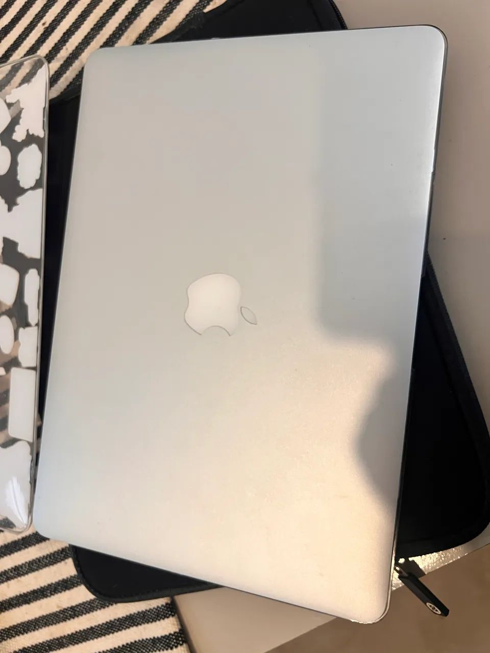 MacBook Air 13 2017  128GB  8GB RAM - Foto 2