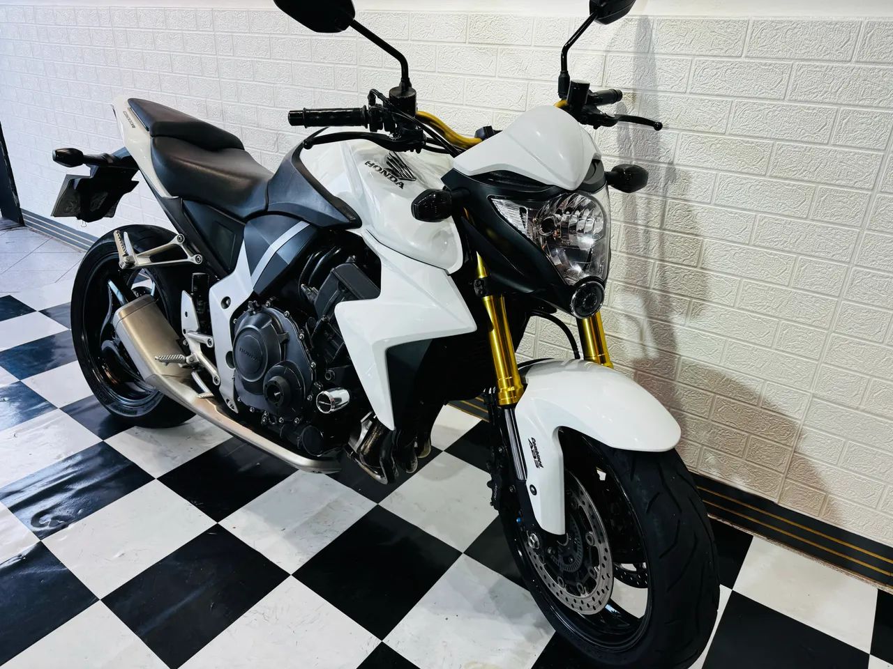 Honda cb1000r  - Foto 4