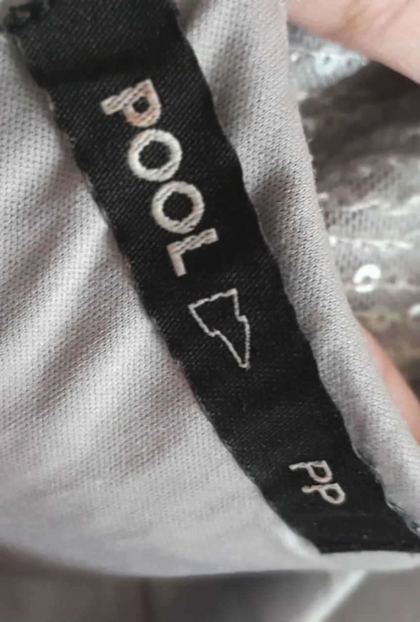 vestido pool cinza com paetês pp - Foto 3