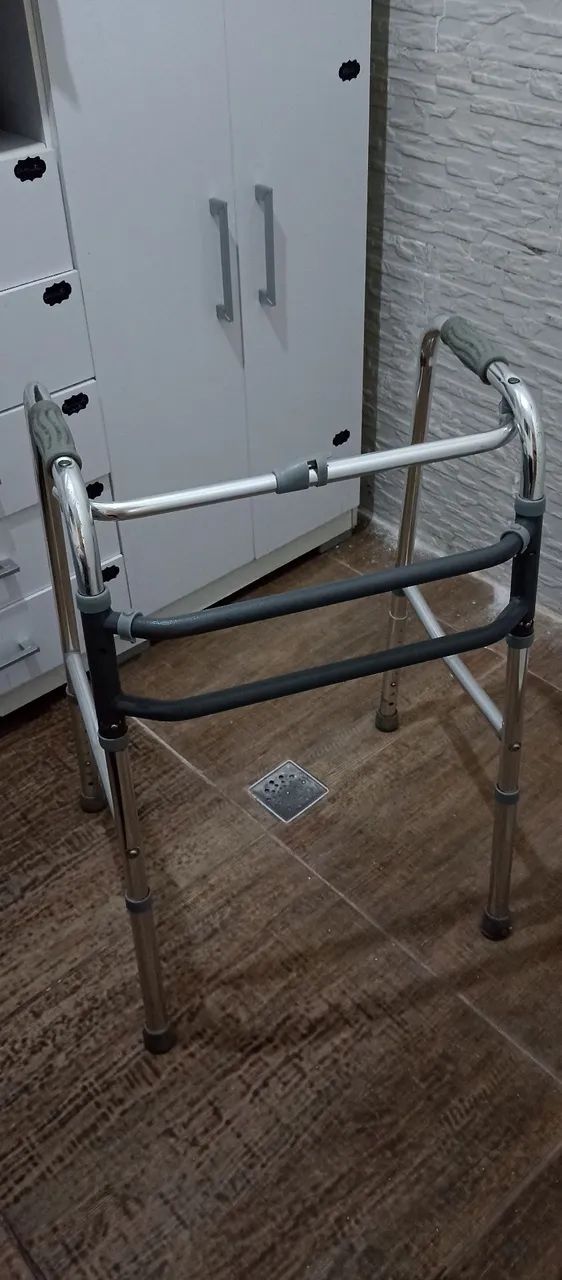 Andador reforçado 