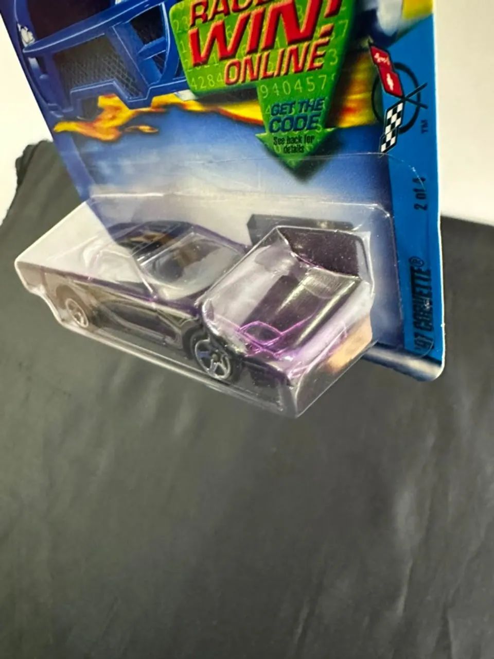 Hot Wheels Mainline 97 Corvette 68 - Foto 2