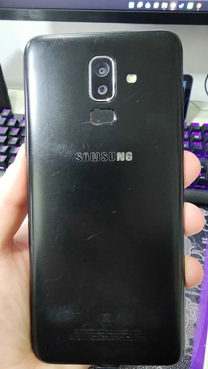 Samsung Galaxy J8 64GB - Funciona 100% - Com Carregador e Caixa - Foto 3