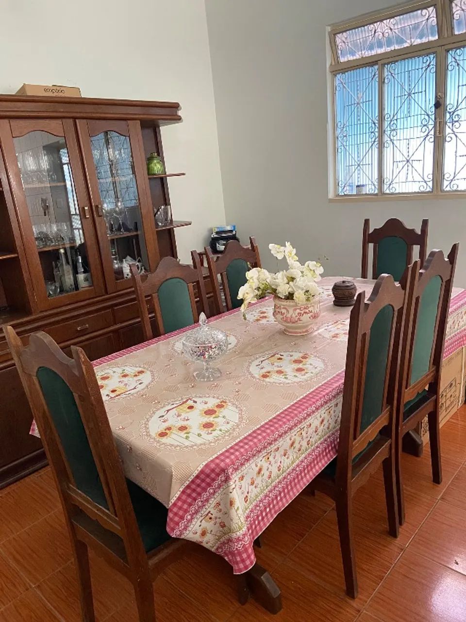 Mesa de jantar e Cristaleira  - Foto 2