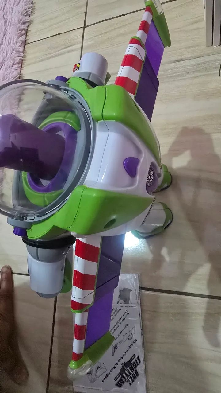 Buzz lightyear signature collection INGLÊS COM CERTIFICADO  - Foto 5